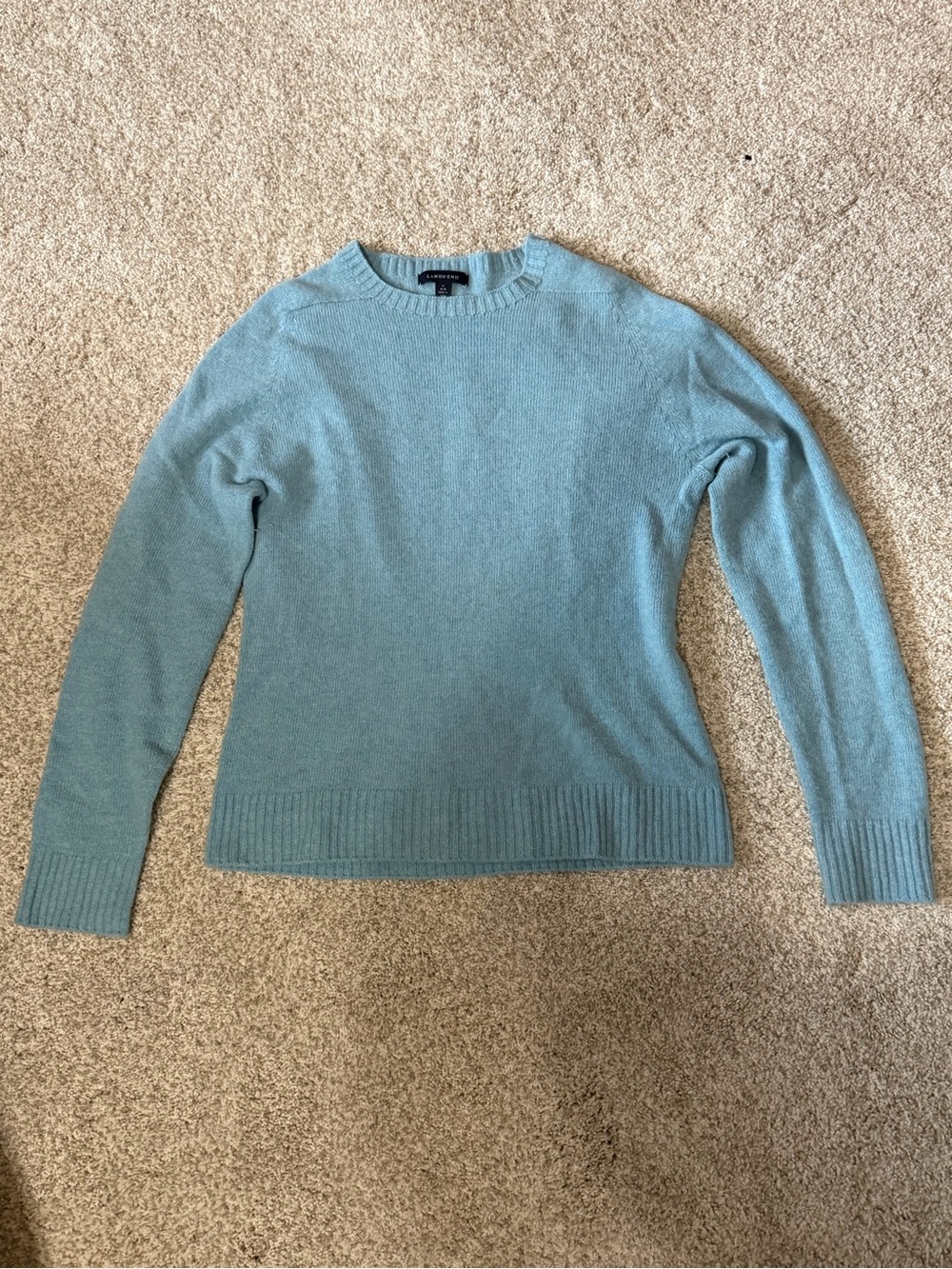 Lands End Pale Blue Crewneck Sweater - 
M 10-12 (70/30 Lamb’s Wool - Cashmere)